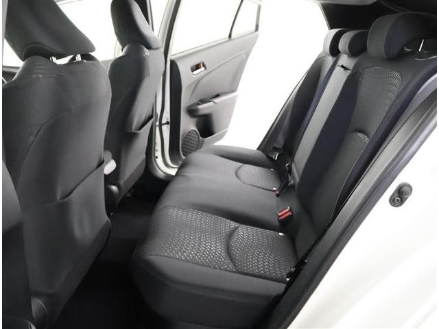 プリウス Ｓセーフティプラス　フルセグ　メモリーナビ　ＤＶＤ再生　バックカメラ　衝突被害軽減システム　ＥＴＣ　ＬＥＤヘッドランプ　トヨタ認定中古車ライト　サポカー（12枚目）