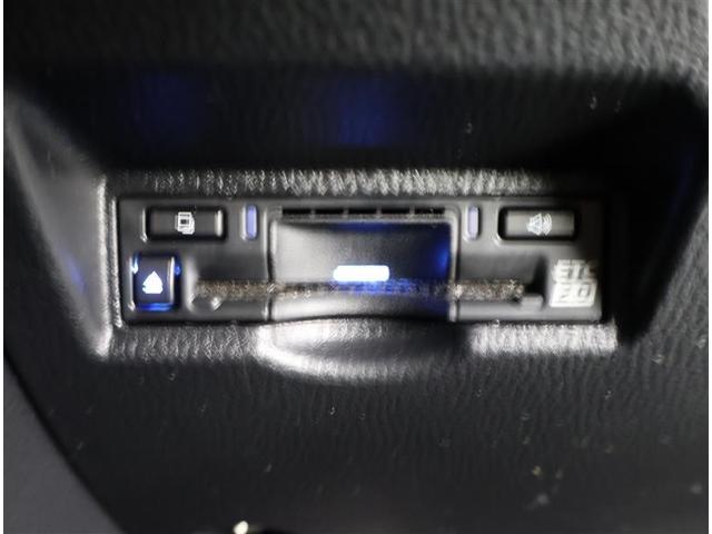 ノア ハイブリッドＳ－Ｚ　フルセグ　メモリーナビ　ＤＶＤ再生　バックカメラ　衝突被害軽減システム　ＥＴＣ　ドラレコ　両側電動スライド　ＬＥＤヘッドランプ　乗車定員７人　３列シート　ワンオーナー（28枚目）