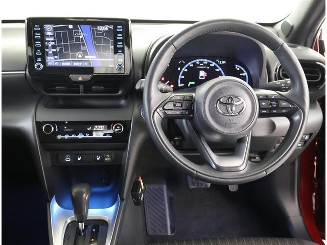 ���ꊴ�̂���������ꂽ�f�U�C���̃C���p�l�B����p�l�����h���C�o�[�𒆐S�Ƃ����z�u�ł��B