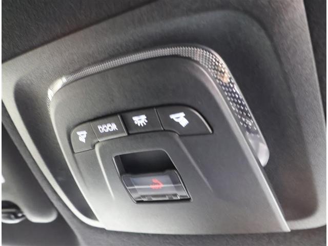 カローラクロス ハイブリッド　Ｚ　フルセグ　メモリーナビ　バックカメラ　衝突被害軽減システム　ＥＴＣ　ＬＥＤヘッドランプ　ワンオーナー　トヨタ認定中古車　サポカー（30枚目）