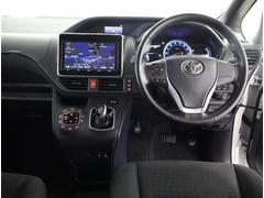 ���촶�Τ����������줿�ǥ�����Υ���ѥ͡����ѥͥ��ɥ饤�С����濴�Ȥ������֤Ǥ��� 4