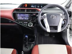 ���촶�Τ����������줿�ǥ�����Υ���ѥ͡����ѥͥ��ɥ饤�С����濴�Ȥ������֤Ǥ��� 4