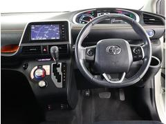 ���촶�Τ����������줿�ǥ�����Υ���ѥ͡����ѥͥ��ɥ饤�С����濴�Ȥ������֤Ǥ��� 4