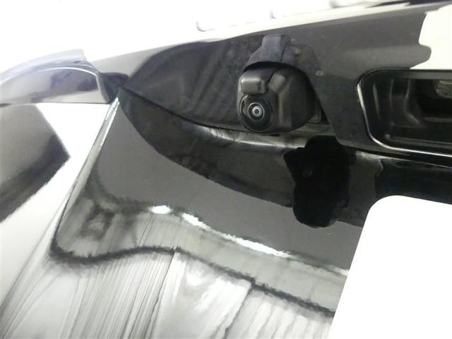 ノア ハイブリッドＧ　フルセグ　メモリーナビ　ＤＶＤ再生　後席モニター　バックカメラ　衝突被害軽減システム　ＥＴＣ　電動スライドドア　ＬＥＤヘッドランプ　乗車定員７人　３列シート　ワンオーナー（8枚目）