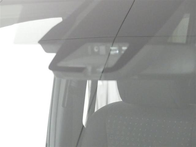 ノア ハイブリッドＧ　フルセグ　メモリーナビ　ＤＶＤ再生　後席モニター　バックカメラ　衝突被害軽減システム　ＥＴＣ　電動スライドドア　ＬＥＤヘッドランプ　乗車定員７人　３列シート　ワンオーナー（9枚目）