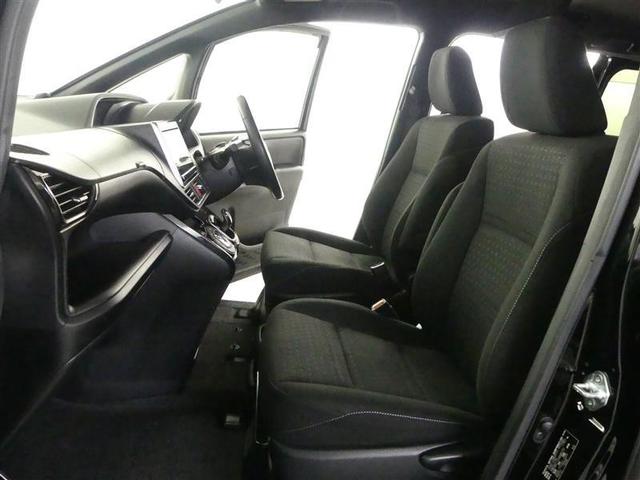 ノア ハイブリッドＧ　フルセグ　メモリーナビ　ＤＶＤ再生　後席モニター　バックカメラ　衝突被害軽減システム　ＥＴＣ　電動スライドドア　ＬＥＤヘッドランプ　乗車定員７人　３列シート　ワンオーナー（12枚目）