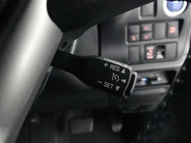 ノア ハイブリッドＧ　フルセグ　メモリーナビ　ＤＶＤ再生　後席モニター　バックカメラ　衝突被害軽減システム　ＥＴＣ　電動スライドドア　ＬＥＤヘッドランプ　乗車定員７人　３列シート　ワンオーナー（29枚目）