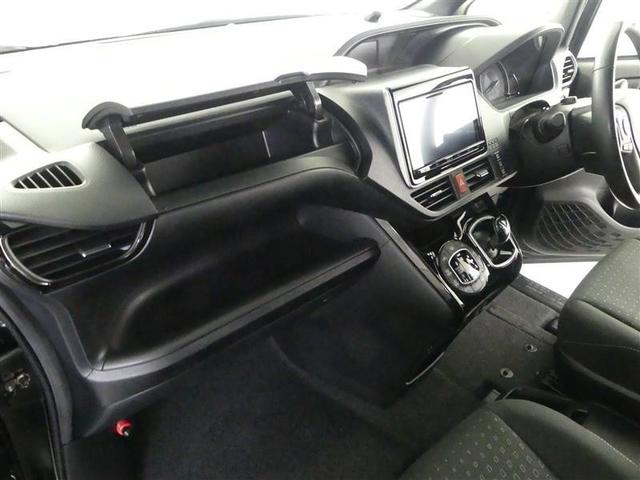 ノア ハイブリッドＧ　フルセグ　メモリーナビ　ＤＶＤ再生　後席モニター　バックカメラ　衝突被害軽減システム　ＥＴＣ　電動スライドドア　ＬＥＤヘッドランプ　乗車定員７人　３列シート　ワンオーナー（31枚目）