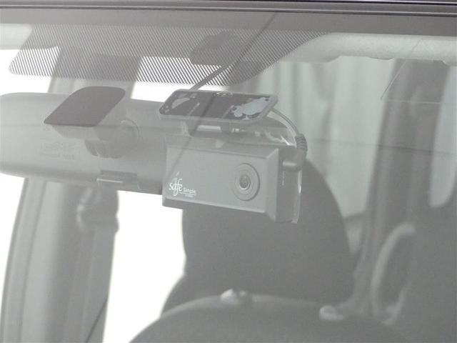 シエンタ ＤＩＣＥリミテッド　フルセグ　メモリーナビ　ＤＶＤ再生　バックカメラ　ＥＴＣ　ドラレコ　電動スライドドア　ＨＩＤヘッドライト　乗車定員７人　３列シート（28枚目）