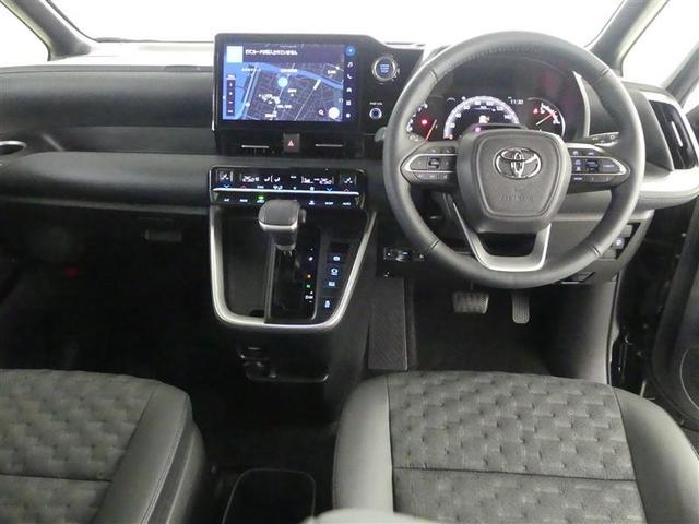 ヴォクシー S-Z フルセグ メモリーナビ DVD再生 バックカメラ 衝突被害軽減システム ETC 両側電動スライド LEDヘッドランプ 乗車定員7人 3列シート ワンオーナー(4枚目)