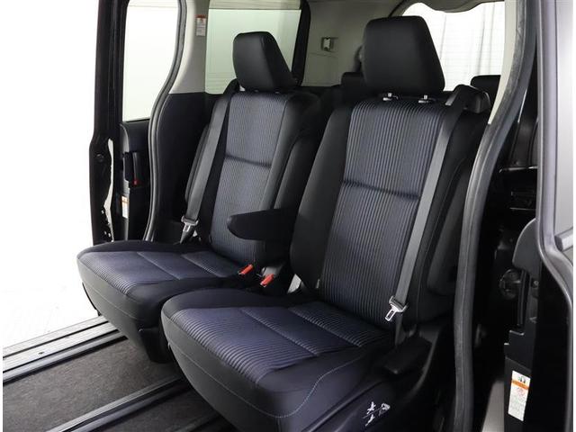 ヴォクシー ＺＳ　煌　フルセグ　メモリーナビ　ＤＶＤ再生　後席モニター　バックカメラ　ＥＴＣ　両側電動スライド　ＬＥＤヘッドランプ　ウオークスルー　乗車定員７人　３列シート　ワンオーナー　フルエアロ　アイドリングストップ（12枚目）