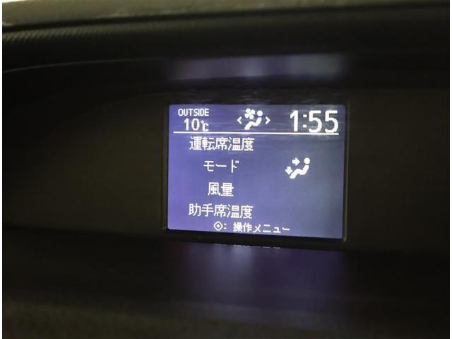 ヴォクシー Ｘ　Ｃパッケージ　ワンセグ　メモリーナビ　バックカメラ　ＥＴＣ　ウオークスルー　乗車定員８人　３列シート　ワンオーナー（6枚目）