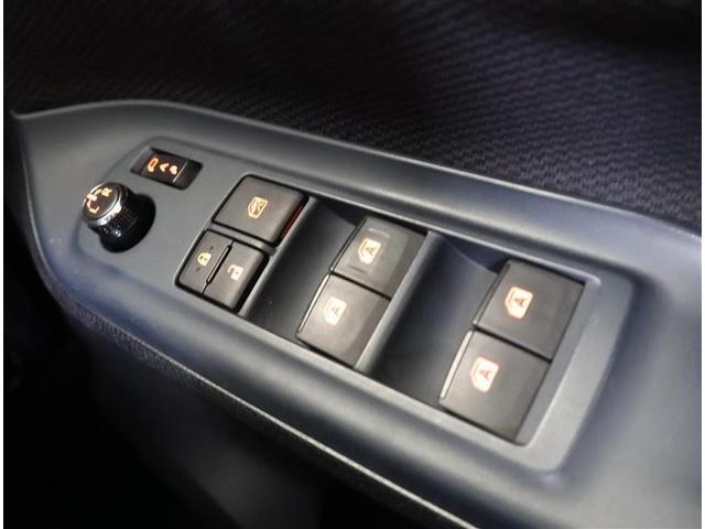 ヴォクシー Ｘ　Ｃパッケージ　ワンセグ　メモリーナビ　バックカメラ　ＥＴＣ　ウオークスルー　乗車定員８人　３列シート　ワンオーナー（24枚目）