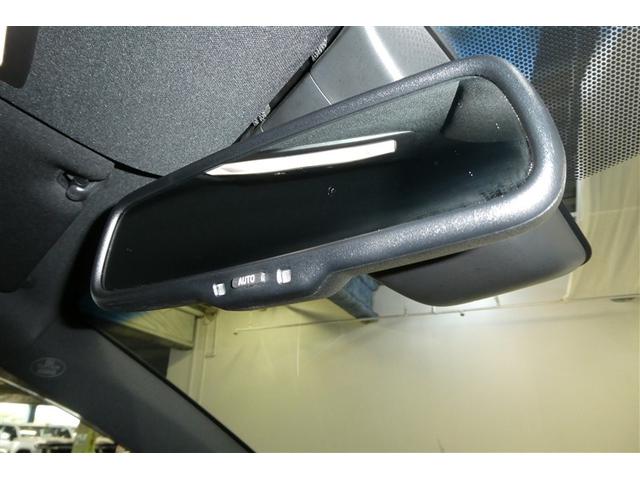 ハリアー プレミアム カーテンエアバッグ クルーズC Bカメラ 電動パワーシート LEDライト メモリナビ 横滑り防止機能 オートエアコン Aストップ エアバッグ AW DVD再生可 パワーウィンドウ ナビ&TV キーレス(20枚目)
