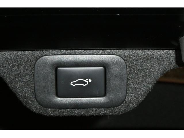 クラウンクロスオーバー Gアドバンスド・レザーパッケージ TSS レザー フルセグTV ナビTV パワーシート LEDヘッドライト クルーズコントロール Bカメラ ドライブレコーダ オートエアコン アルミホイル ETC付 横滑り防止装置 4WD 盗難防止装置(11枚目)