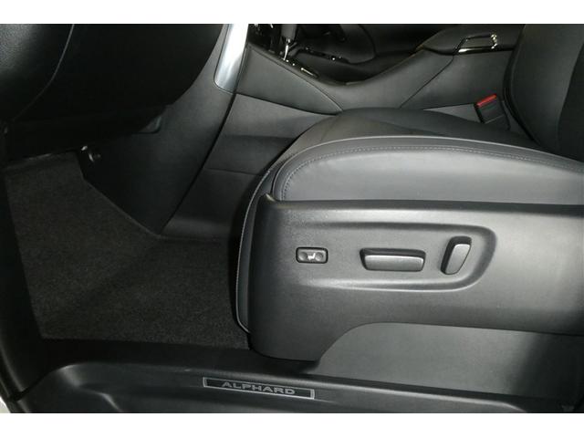 アルファード ３．５エグゼクティブラウンジＳ　パノラマルーフ　バックモニター　レザー　ＬＥＤヘッドライト　クルコン　スマキ　エアロ　ＥＴＣ　ＡＢＳ　アルミ　横滑り防止機能　電動シート　エアバッグ　ナビ＆ＴＶ　ミュージックプレイヤー接続可　キーレス（15枚目）