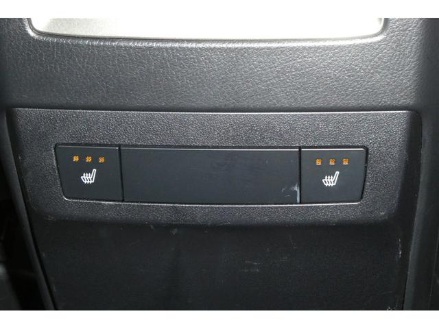 RX RX450h Fスポーツ メモリ-ナビ パノラマガラスルーフ オートエアコン TVナビ バックモニター ABS 盗難防止装置 パワステ ETC車載器 エアバッグ DVD再生 革 地デジ 横滑り防止 アルミホイール キーレスゴー(34枚目)