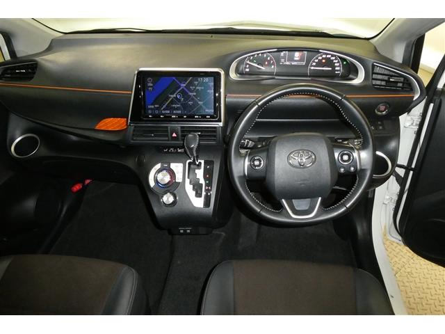 シエンタ Ｇ　クエロ　軽減ブレーキ　両側自動ドア　Ｉストップ　後カメラ　デュアルエアバック　パワーウィンドウ　フルオートエアコン　ＤＶＤ再生可　ウォークスルー　ＬＥＤヘッド　ナビ＆ＴＶ　スマキー　ＶＳＣ　３列　キーレス（17枚目）