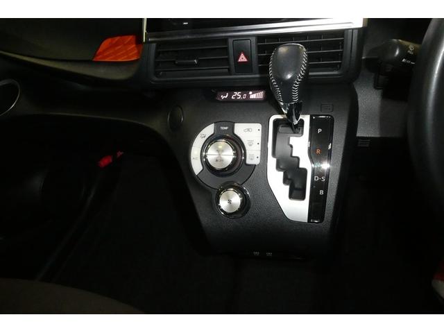 シエンタ Ｇ　クエロ　軽減ブレーキ　両側自動ドア　Ｉストップ　後カメラ　デュアルエアバック　パワーウィンドウ　フルオートエアコン　ＤＶＤ再生可　ウォークスルー　ＬＥＤヘッド　ナビ＆ＴＶ　スマキー　ＶＳＣ　３列　キーレス（31枚目）