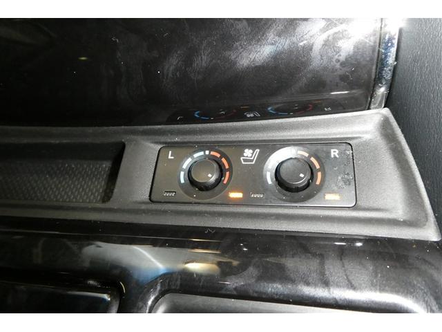 アルファードハイブリッド SR エアコン エアロ 地デジ 両電動ドア ミュージックプレイヤー接続可 電動シート LEDライト キーレス ETC車載器 メモリナビ Bカメラ 盗難防止 エアバッグ 3列シート DVD再生 4WD アルミ(32枚目)