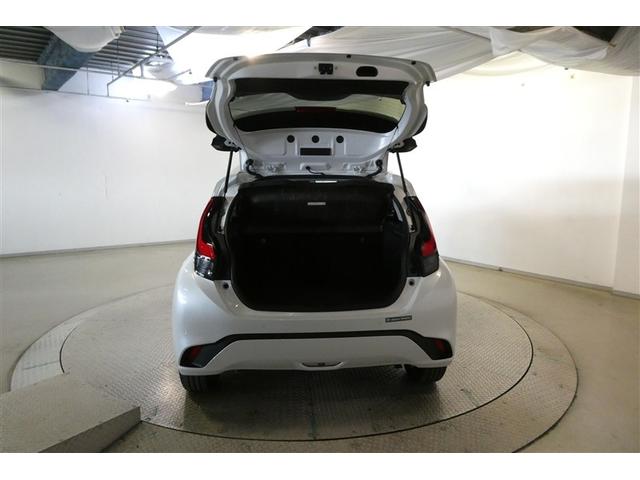 アクア Z LEDヘッドライト スマートキー イモビライザー アルミホイール オートクルーズコントロール フルセグTV エアコン ESC ナビ&TV カーテンエアバッグ ETC キーレス パワーウインドウ ABS(9枚目)