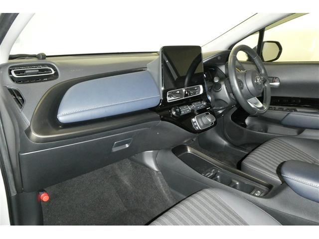 アクア Z LEDヘッドライト スマートキー イモビライザー アルミホイール オートクルーズコントロール フルセグTV エアコン ESC ナビ&TV カーテンエアバッグ ETC キーレス パワーウインドウ ABS(11枚目)