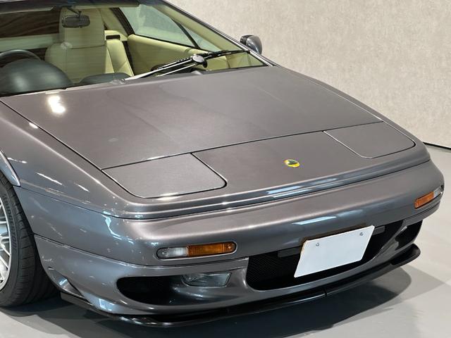 エスプリ 　Ｖ８　最終モデル　ユーザー買取車　２．２万ｋｍ　世界７９台生産モデル　５速ＭＴ　右ハンドル　レザーシート　ＯＺ専用ホイール　ＡＰレーシングブレーキ　アルパインスピーカー　ＥＴＣ（14枚目）