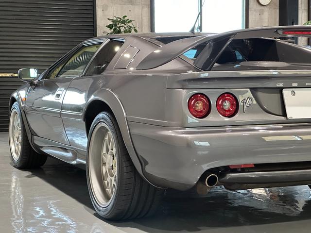 エスプリ 　Ｖ８　最終モデル　ユーザー買取車　２．２万ｋｍ　世界７９台生産モデル　５速ＭＴ　右ハンドル　レザーシート　ＯＺ専用ホイール　ＡＰレーシングブレーキ　アルパインスピーカー　ＥＴＣ（27枚目）