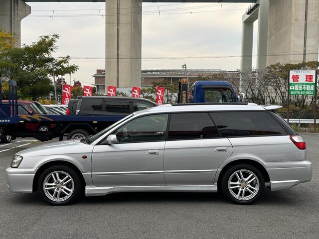 レガシィツーリングワゴン TSタイプR 5速マニュアル車/4WD/当店管理ユーザー買取車両/純正マッキントッシュオーディオCD/MDステレオ/パワーシート/キセノン/キーレス/ETC(7枚目)