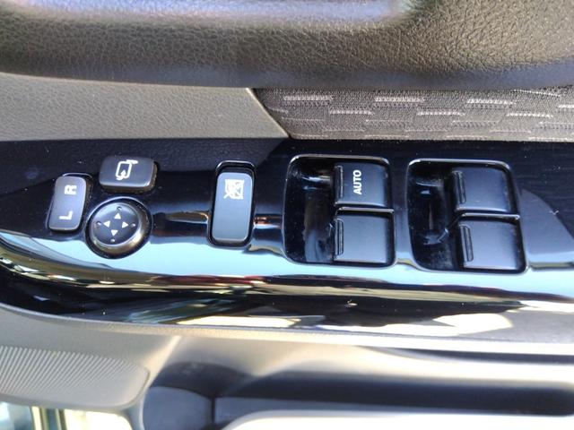 フレアワゴンカスタムスタイル ＸＳ　レーダーブレーキ／ナビ／フルセグＴＶ／パワースライドドア／ドラレコ／ＤＶＤ再生／ＣＤ／Ｂｌｕｅｔｏｏｔｈ／アイドリングストップ／ＥＴＣ／スマートキー／ＨＩＤ／ディーラー下取車／禁煙車／アルミ／（14枚目）