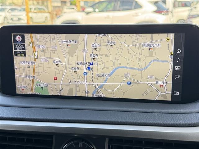 ＲＸ ＲＸ３００　Ｆスポーツ　革シート　サンルーフ　４ＷＤ　フルセグ　メモリーナビ　ＤＶＤ再生　ミュージックプレイヤー接続可　バックカメラ　衝突被害軽減システム　ＥＴＣ　ＬＥＤヘッドランプ　ワンオーナー　記録簿（6枚目）