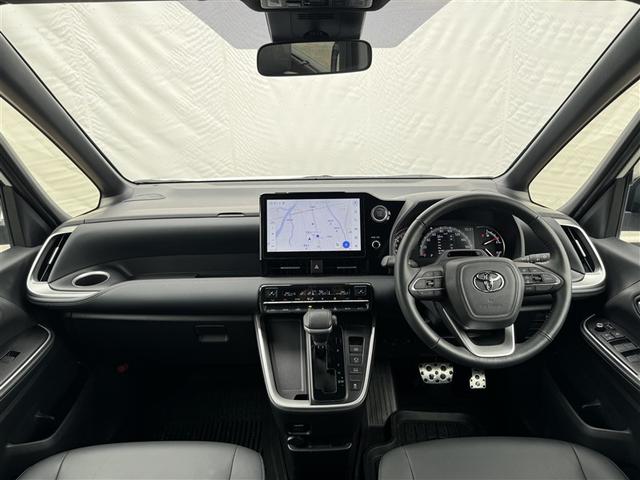 ノア S-Z 4WD フルセグ メモリーナビ DVD再生 ミュージックプレイヤー接続可 後席モニター バックカメラ 衝突被害軽減システム ETC 両側電動スライド LEDヘッドランプ 乗車定員7人 3列シート(3枚目)