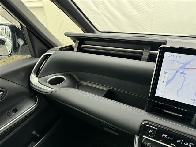 ノア S-Z 4WD フルセグ メモリーナビ DVD再生 ミュージックプレイヤー接続可 後席モニター バックカメラ 衝突被害軽減システム ETC 両側電動スライド LEDヘッドランプ 乗車定員7人 3列シート(23枚目)