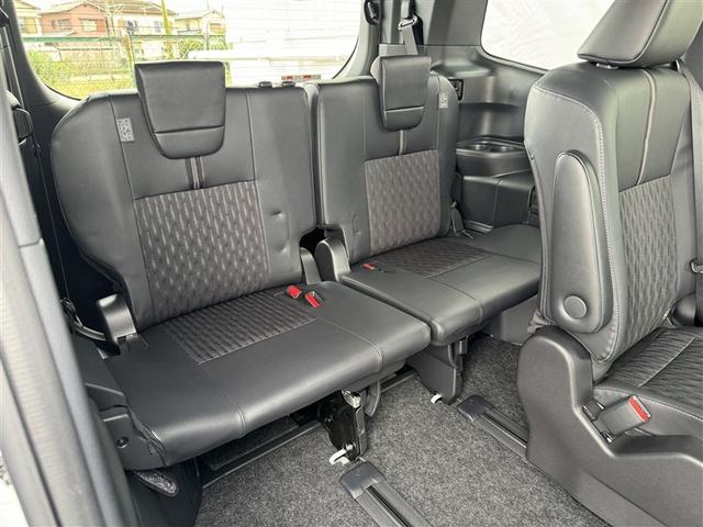 ノア S-Z 4WD フルセグ メモリーナビ DVD再生 ミュージックプレイヤー接続可 後席モニター バックカメラ 衝突被害軽減システム ETC 両側電動スライド LEDヘッドランプ 乗車定員7人 3列シート(28枚目)