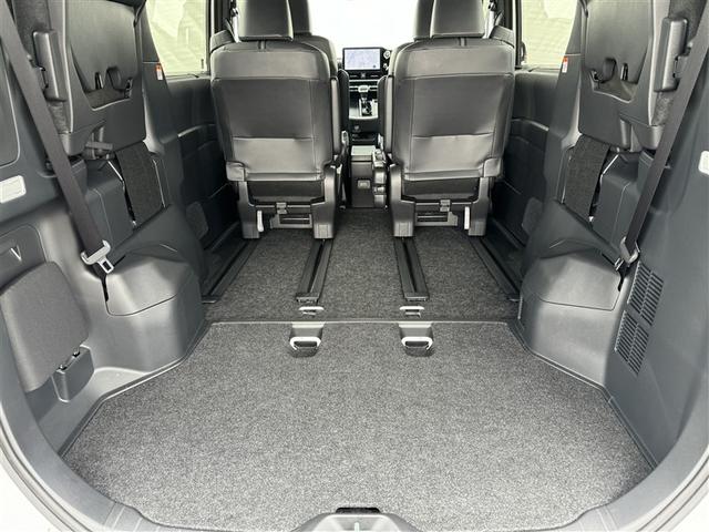 ノア S-Z 4WD フルセグ メモリーナビ DVD再生 ミュージックプレイヤー接続可 後席モニター バックカメラ 衝突被害軽減システム ETC 両側電動スライド LEDヘッドランプ 乗車定員7人 3列シート(29枚目)