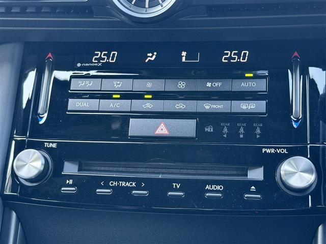 ＩＳ ＩＳ３００　ＦスポーツモードブラックＩＩＩ　サンルーフ　フルセグ　メモリーナビ　ＤＶＤ再生　ミュージックプレイヤー接続可　バックカメラ　衝突被害軽減システム　ＥＴＣ　ドラレコ　ＬＥＤヘッドランプ　ワンオーナー　記録簿　アイドリングストップ（16枚目）