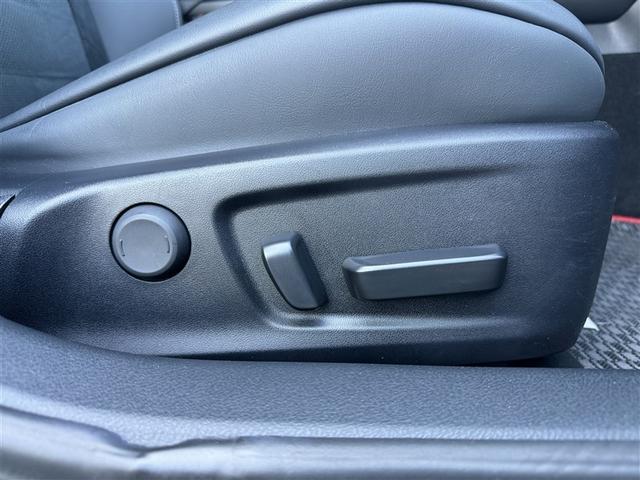 ＩＳ ＩＳ３００　ＦスポーツモードブラックＩＩＩ　サンルーフ　フルセグ　メモリーナビ　ＤＶＤ再生　ミュージックプレイヤー接続可　バックカメラ　衝突被害軽減システム　ＥＴＣ　ドラレコ　ＬＥＤヘッドランプ　ワンオーナー　記録簿　アイドリングストップ（25枚目）