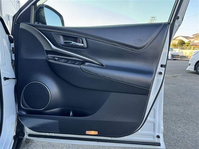 ハリアーハイブリッド プログレス　４ＷＤ　フルセグ　メモリーナビ　ＤＶＤ再生　ミュージックプレイヤー接続可　バックカメラ　衝突被害軽減システム　ＥＴＣ　ＬＥＤヘッドランプ　ワンオーナー　記録簿（32枚目）