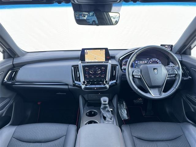 クラウンハイブリッド ＲＳ　フルセグ　メモリーナビ　ＤＶＤ再生　ミュージックプレイヤー接続可　バックカメラ　衝突被害軽減システム　ＥＴＣ　ＬＥＤヘッドランプ　ワンオーナー（4枚目）