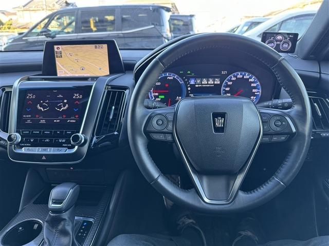 クラウンハイブリッド ＲＳ　フルセグ　メモリーナビ　ＤＶＤ再生　ミュージックプレイヤー接続可　バックカメラ　衝突被害軽減システム　ＥＴＣ　ＬＥＤヘッドランプ　ワンオーナー（18枚目）