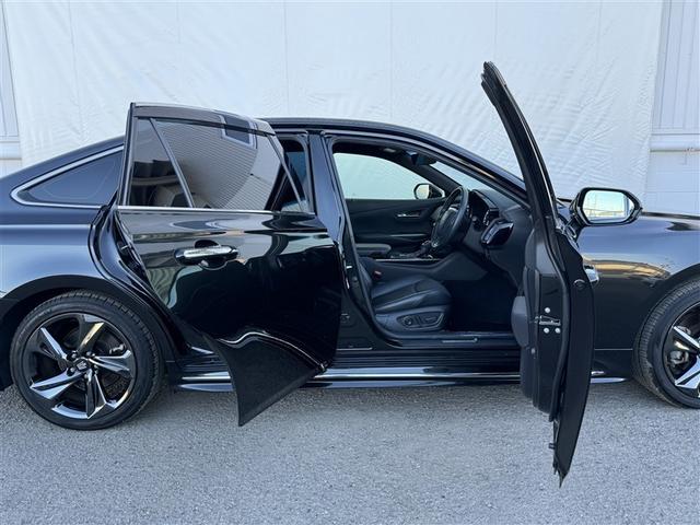 クラウンハイブリッド ＲＳ　フルセグ　メモリーナビ　ＤＶＤ再生　ミュージックプレイヤー接続可　バックカメラ　衝突被害軽減システム　ＥＴＣ　ＬＥＤヘッドランプ　ワンオーナー（29枚目）