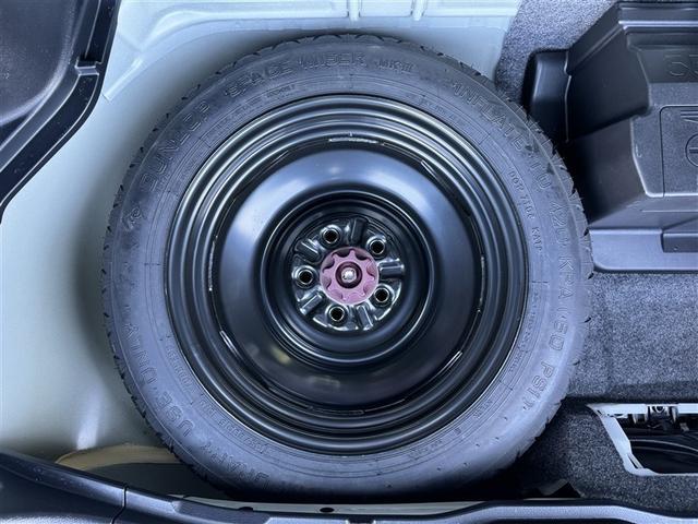 エスクァイア ハイブリッドＧｉ　バックカメラ　衝突被害軽減システム　ＥＴＣ　両側電動スライド　ＬＥＤヘッドランプ　乗車定員７人　３列シート　ワンオーナー　フルエアロ　記録簿（30枚目）