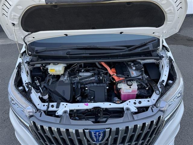 エスクァイア ハイブリッドＧｉ　バックカメラ　衝突被害軽減システム　ＥＴＣ　両側電動スライド　ＬＥＤヘッドランプ　乗車定員７人　３列シート　ワンオーナー　フルエアロ　記録簿（36枚目）