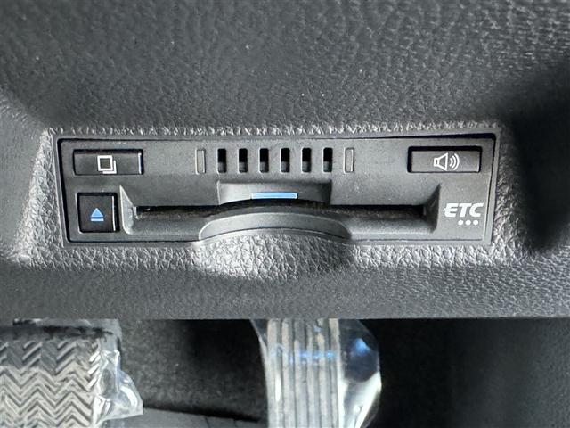 ヤリスクロス ハイブリッドZ フルセグ メモリーナビ ミュージックプレイヤー接続可 バックカメラ 衝突被害軽減システム ETC LEDヘッドランプ ワンオーナー(7枚目)