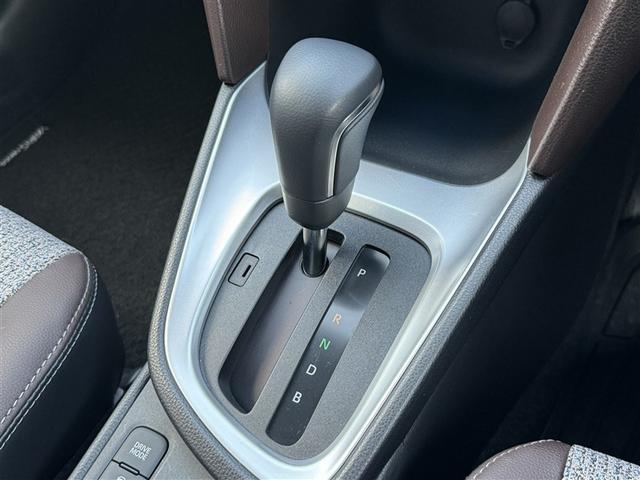 ヤリスクロス ハイブリッドZ フルセグ メモリーナビ ミュージックプレイヤー接続可 バックカメラ 衝突被害軽減システム ETC LEDヘッドランプ ワンオーナー(17枚目)