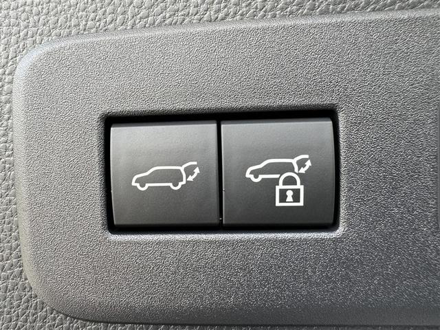 ���p���[�o�b�N�h�A���X�C�b�`����Ńo�b�N�h�A���J���邱�Ƃ��ł��܂��I