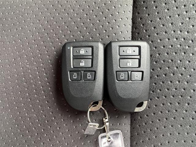 ハイエースバン スーパーGL ダークプライムII 衝突被害軽減システム 両側電動スライド LEDヘッドランプ ディーゼル(14枚目)