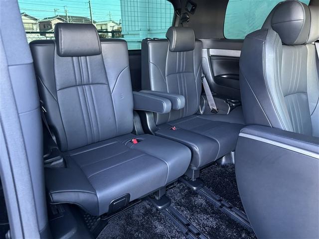 アルファード ３．５エグゼクティブラウンジＳ　革シート　サンルーフ　フルセグ　メモリーナビ　ＤＶＤ再生　ミュージックプレイヤー接続可　後席モニター　バックカメラ　衝突被害軽減システム　ＥＴＣ　ドラレコ　両側電動スライド　ＬＥＤヘッドランプ（28枚目）