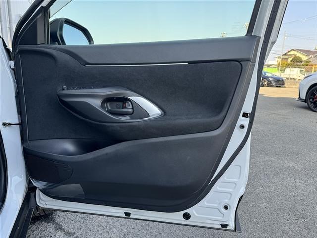 ヤリスクロス ハイブリッドＺ　フルセグ　メモリーナビ　ミュージックプレイヤー接続可　バックカメラ　衝突被害軽減システム　ＥＴＣ　ＬＥＤヘッドランプ（32枚目）