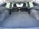 ２列目シートを倒すことによってラゲージスペースが広がり、長い荷物も積みこむことができます！